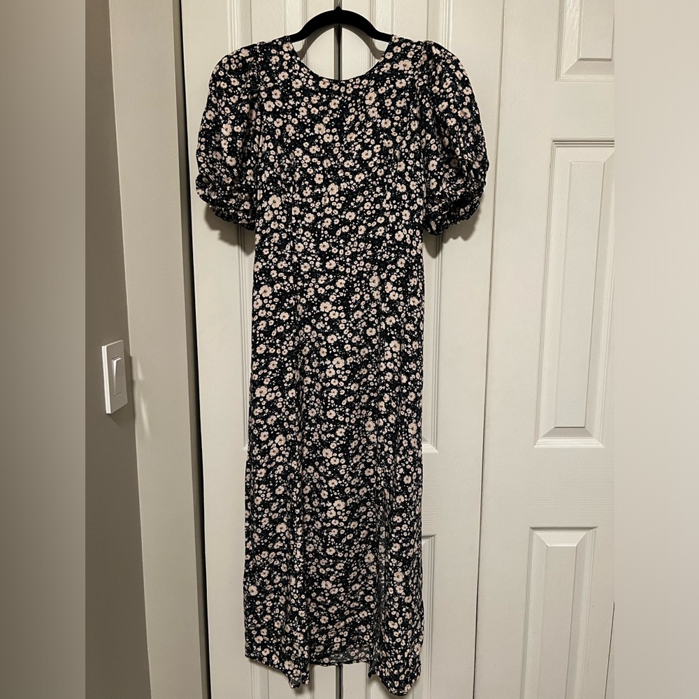 Old Navy Puff Sleeve Pink and Navy Floral Dress